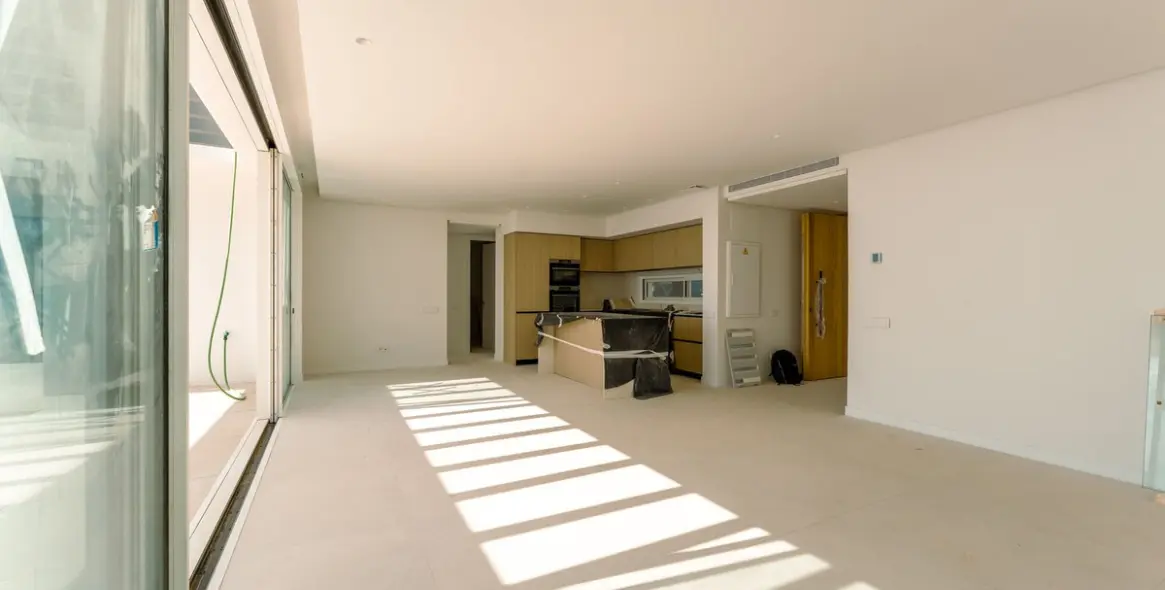 Продажа двухуровневого пентхауса в Ojén 4