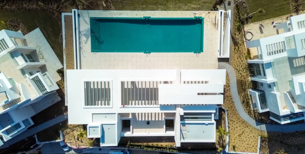 Продажа двухуровневого пентхауса в Ojén 17