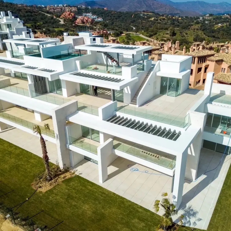 Venta de ático dúplex en Ojén