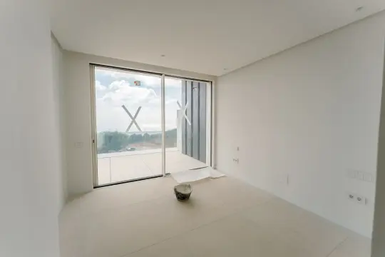 Image 7 thumb