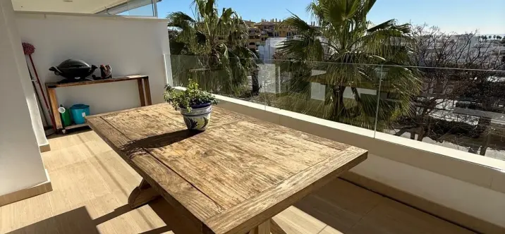 Long-term rent of middle floor apartment in San Pedro de Alcántara 2