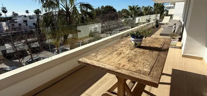 Long-term rent of middle floor apartment in San Pedro de Alcántara 3