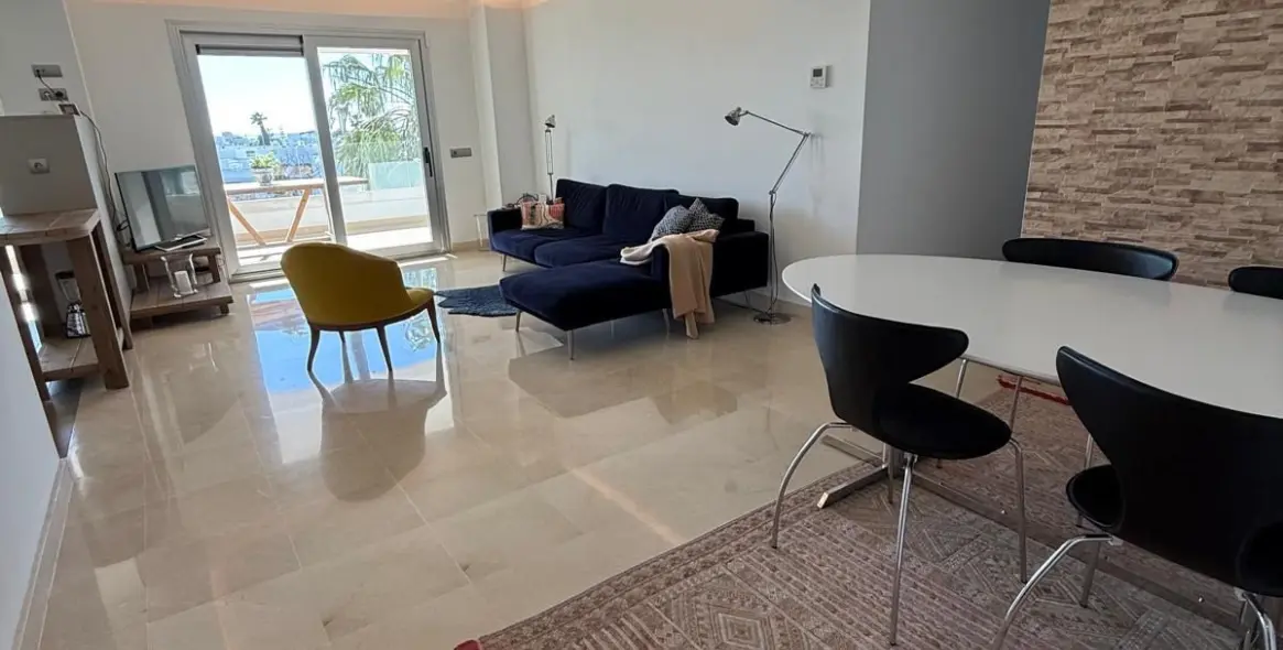 Long-term rent of middle floor apartment in San Pedro de Alcántara 8
