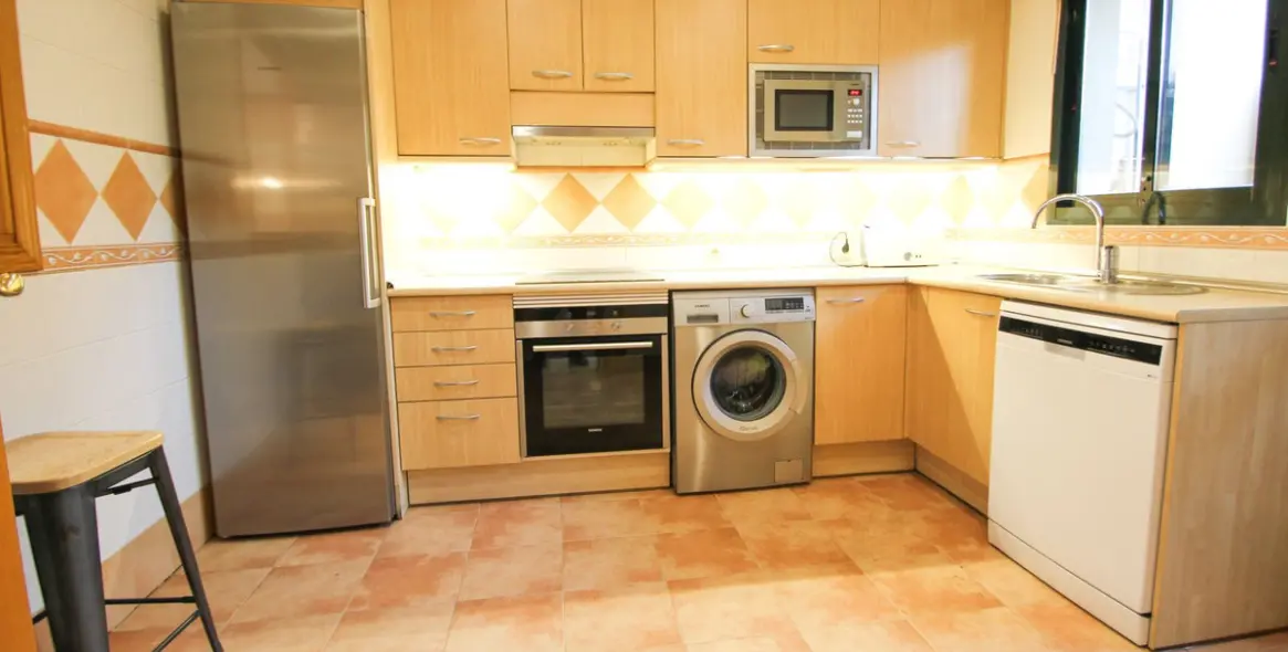 Долгосрочная аренда таунхауса в The Golden Mile 4