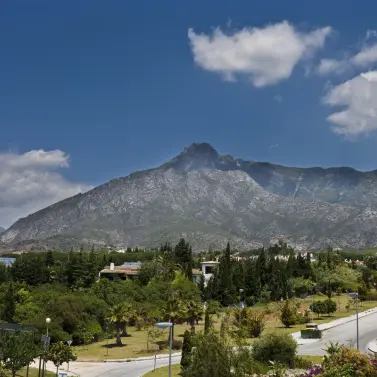 Long-term rent of townhouse in The Golden Mile