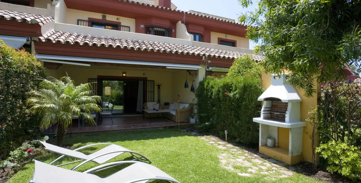 Долгосрочная аренда таунхауса в The Golden Mile 6