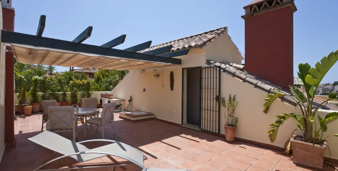 Долгосрочная аренда таунхауса в The Golden Mile 19