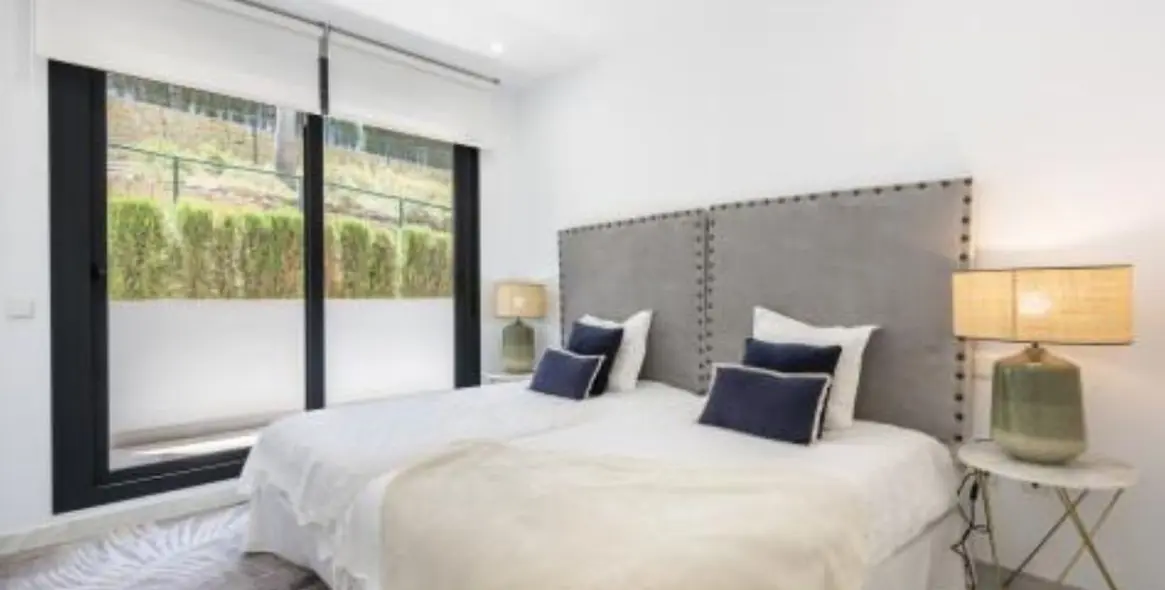 Long-term rent of ground floor apartment in The Golden Mile 9