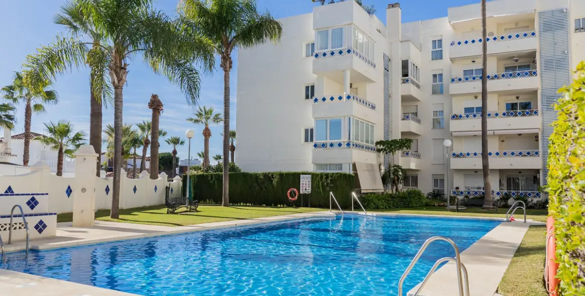 Продажа апартаментов на среднем этаже в Marbella 1