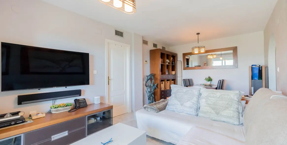 Продажа апартаментов на среднем этаже в Marbella 10