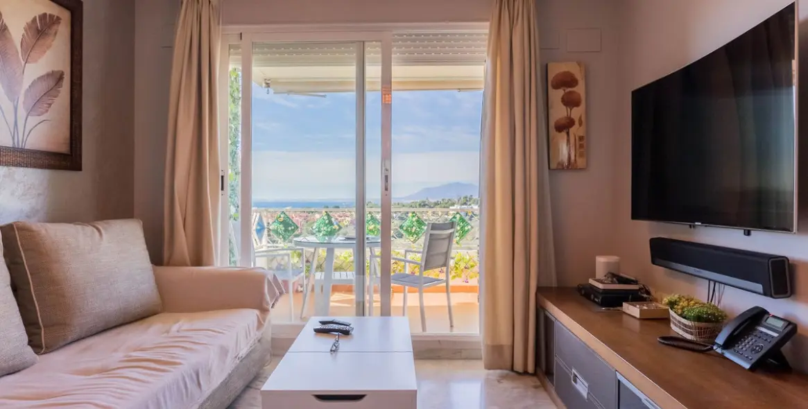 Продажа апартаментов на среднем этаже в Marbella 11