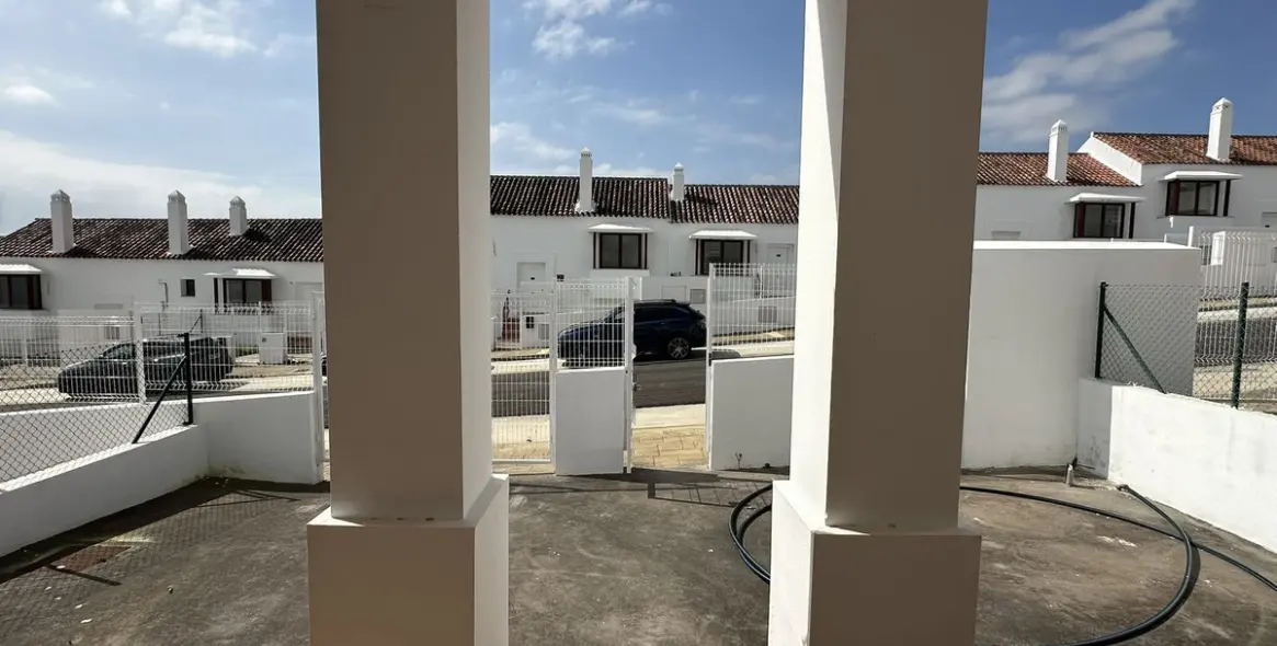 Продажа таунхауса в Doña Julia 7