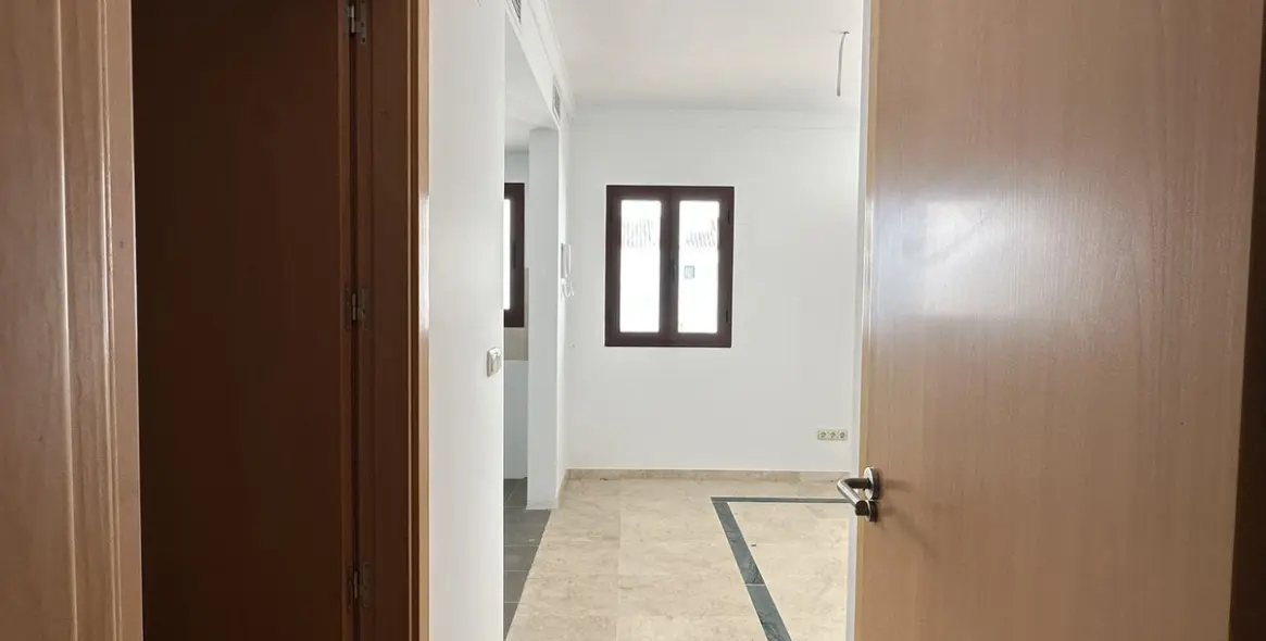 Продажа таунхауса в Doña Julia 25