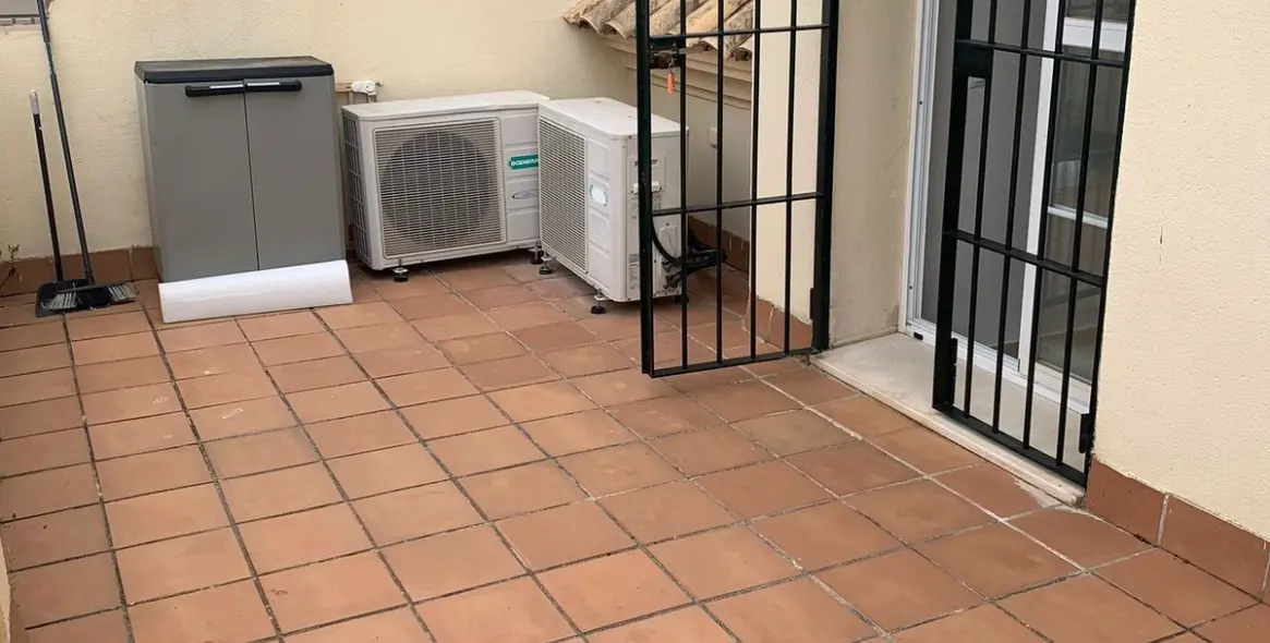 Sale of townhouse in Manilva 2