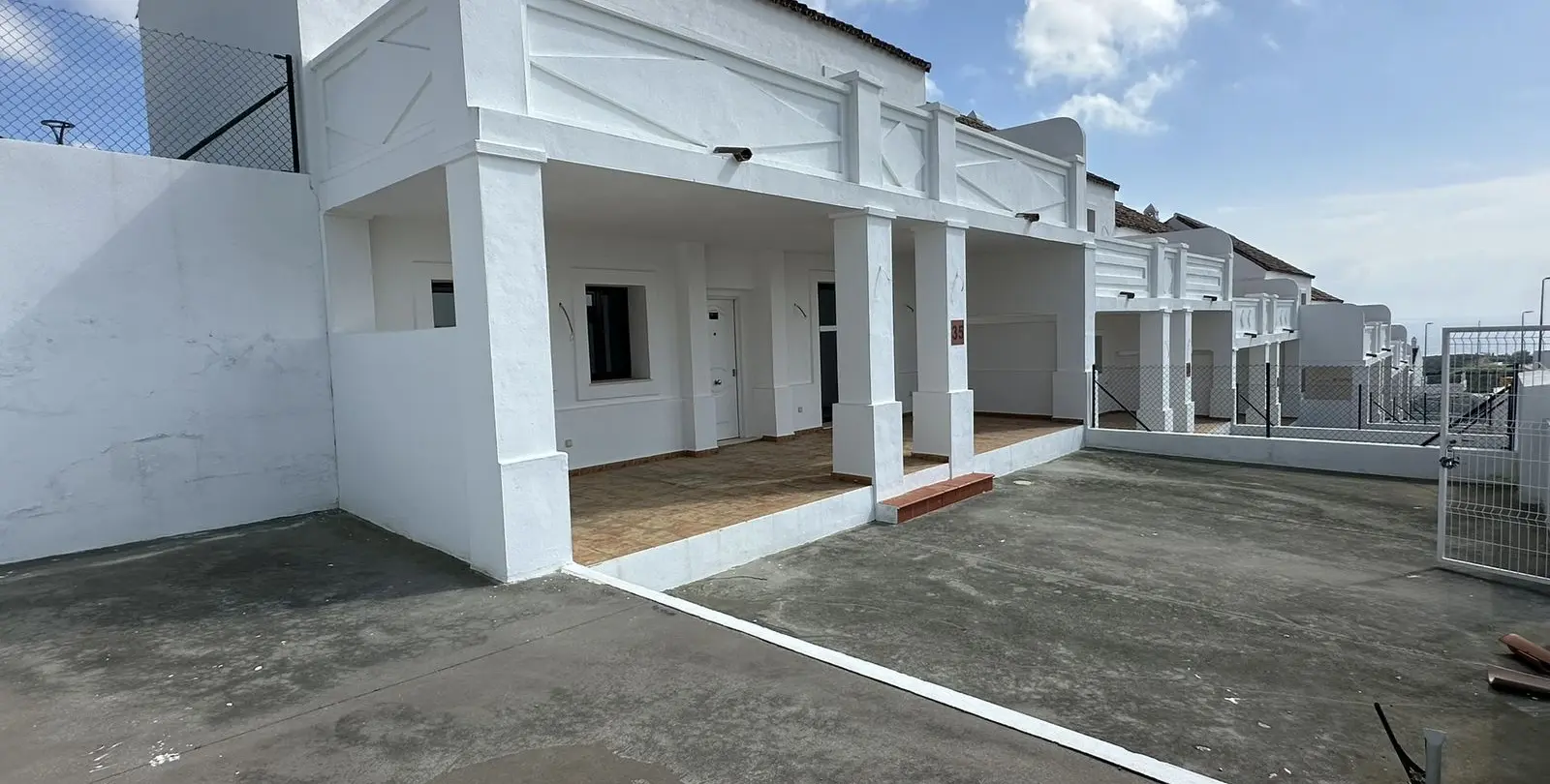 Venta de adosado en Doña Julia 4