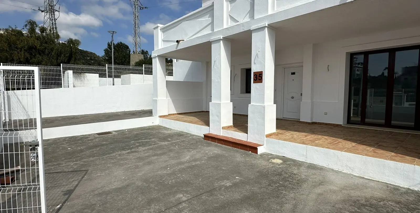 Venta de adosado en Doña Julia 12