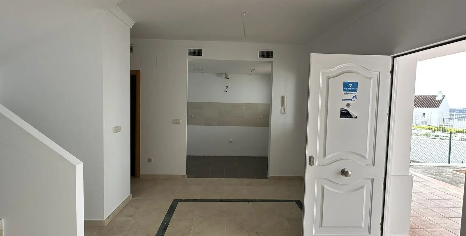 Venta de adosado en Doña Julia 25