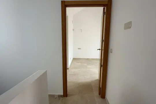 Image 47 thumb