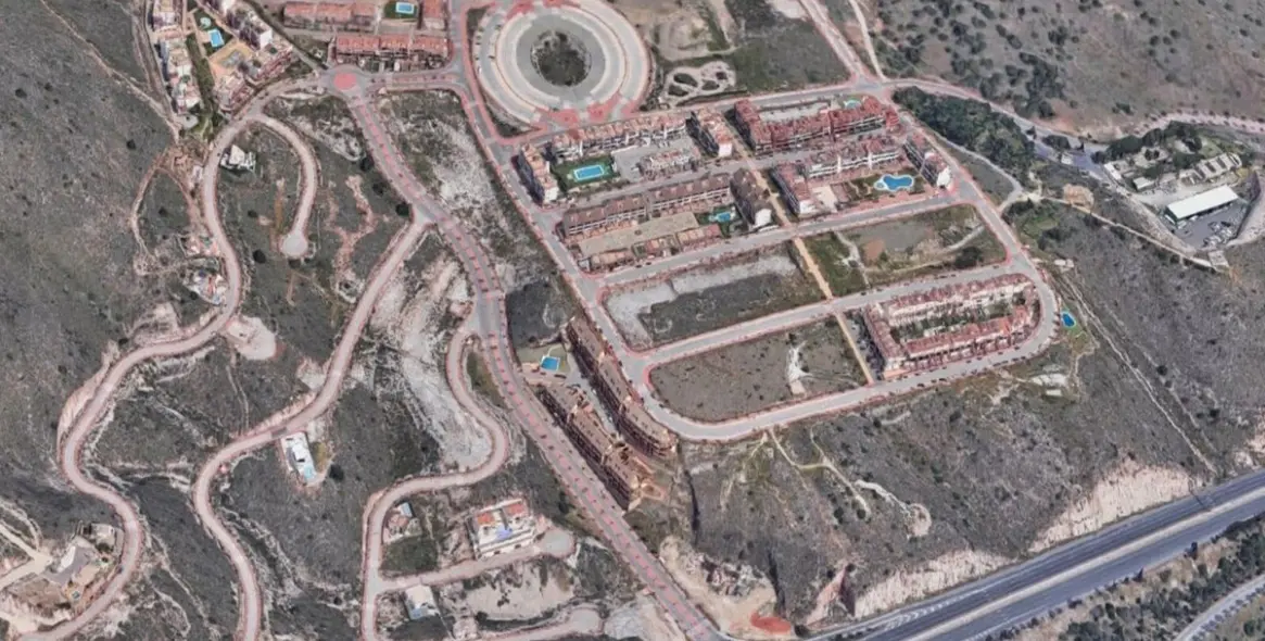 Sale of residential plot in Benalmadena 4