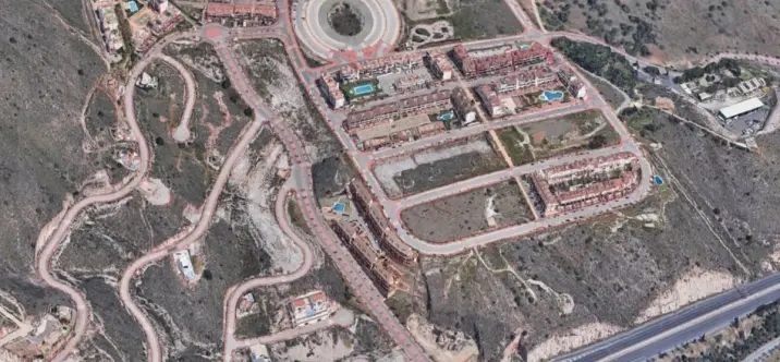 Sale of residential plot in Benalmadena 3