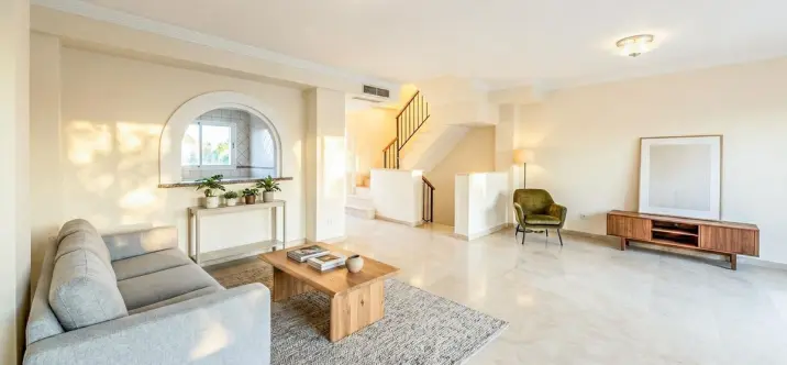 Venta de adosado en La Duquesa 4