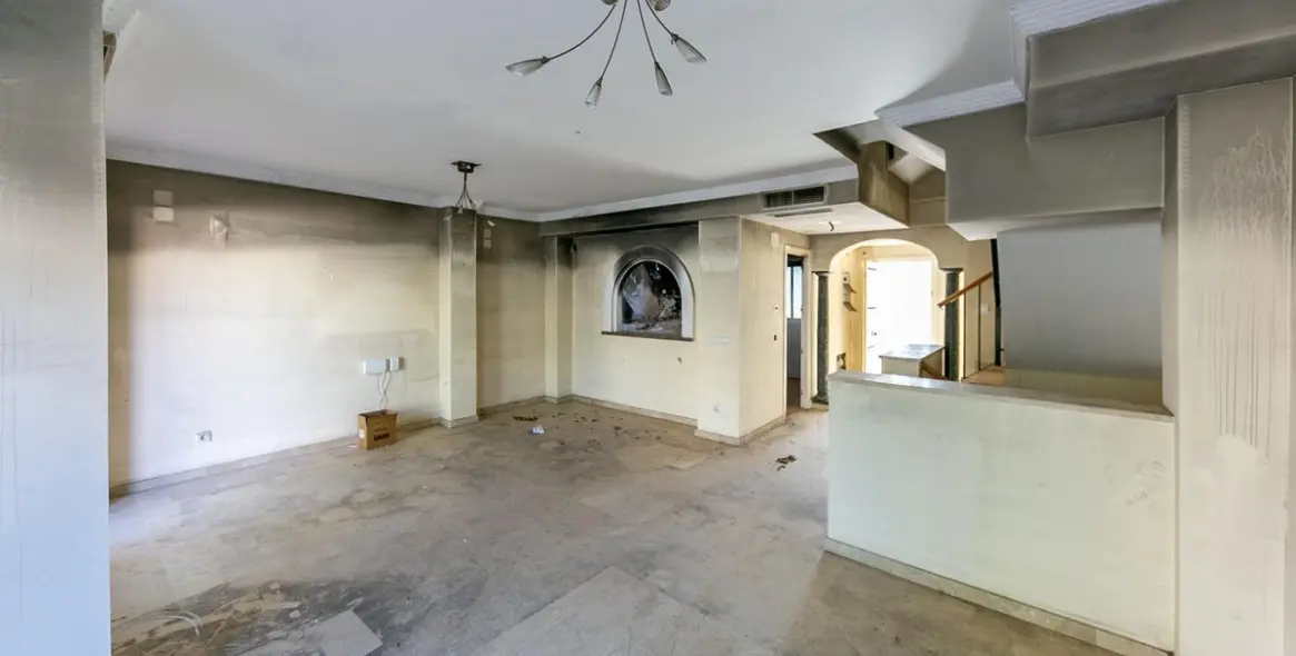 Venta de adosado en La Duquesa 11