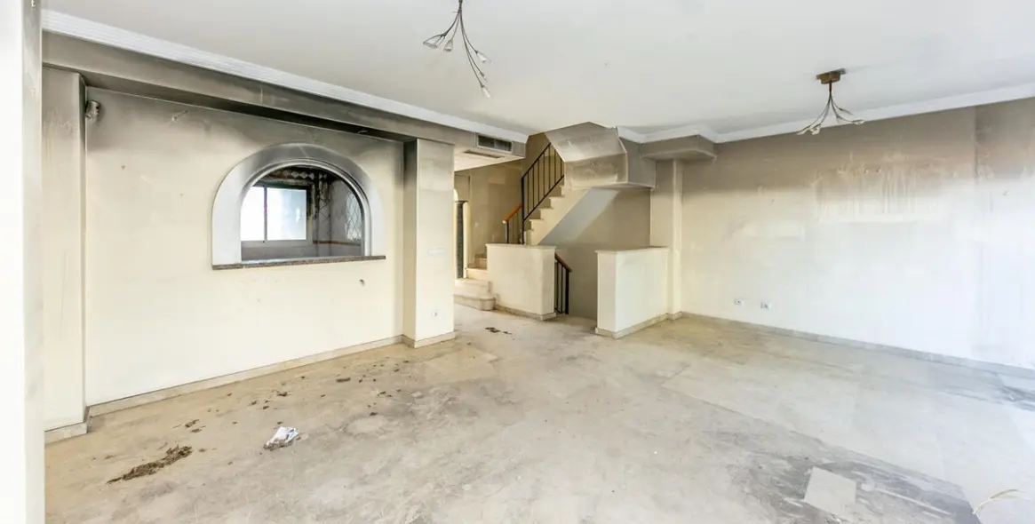 Sale of townhouse in La Duquesa 41