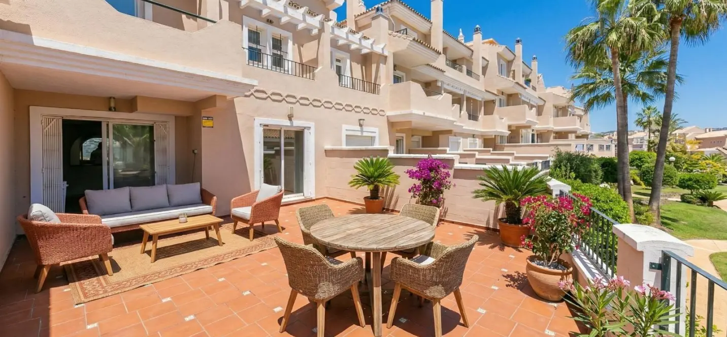 Sale of townhouse in La Duquesa 0