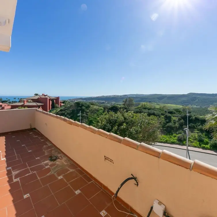 Sale of townhouse in La Duquesa