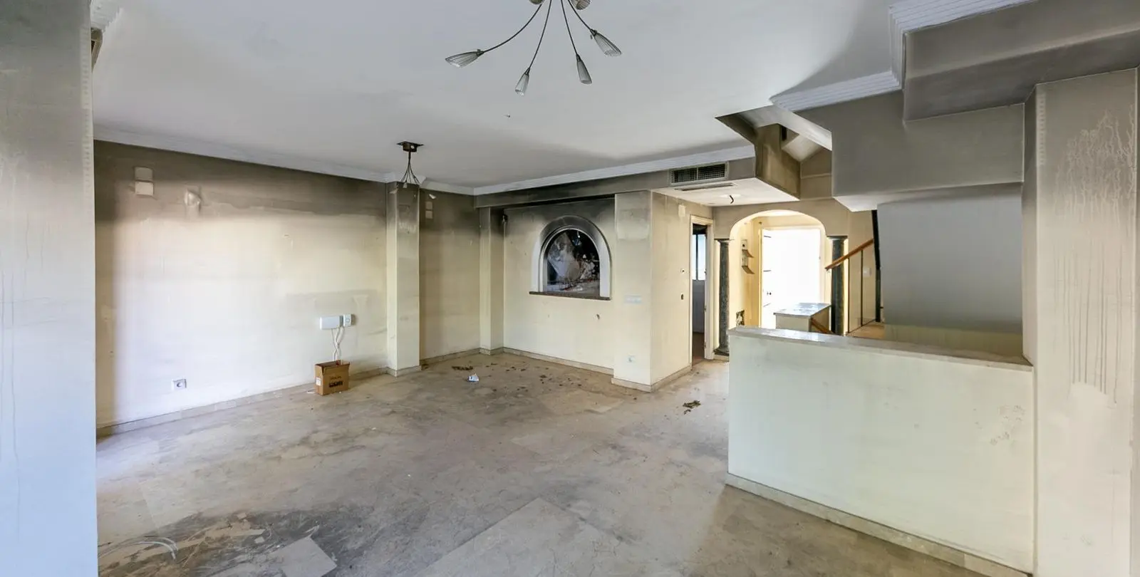 Sale of townhouse in La Duquesa 11