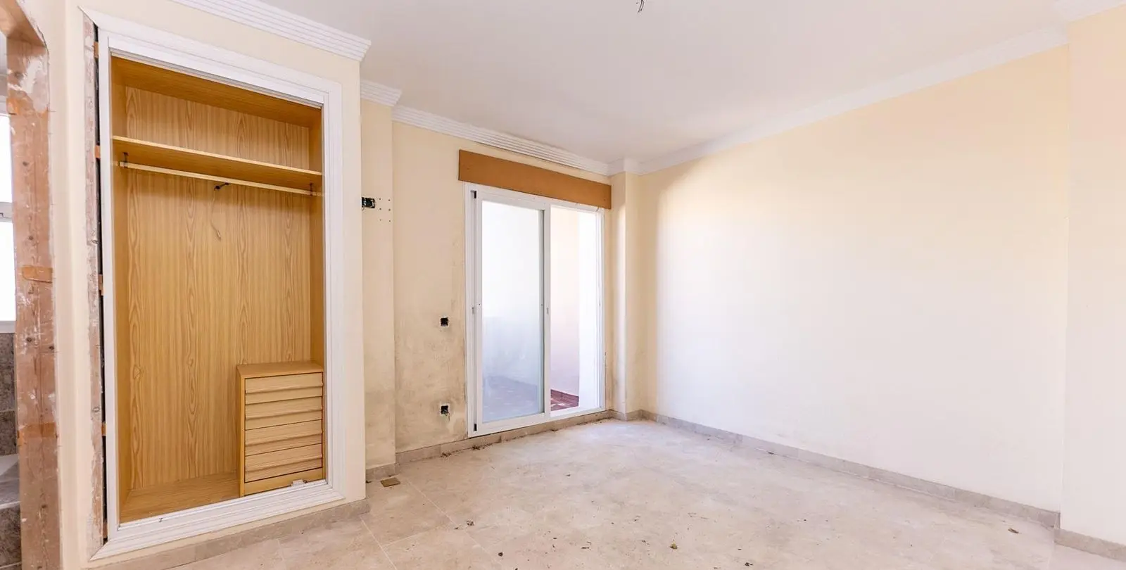 Sale of townhouse in La Duquesa 18