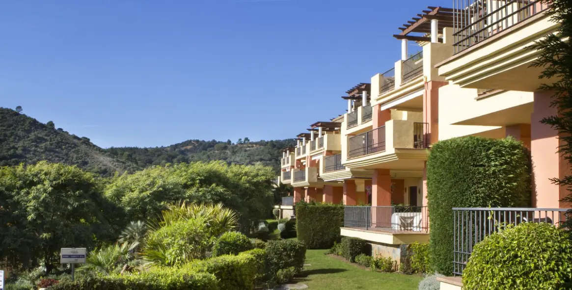 Продажа апартаментов на первом этаже в Los Arqueros 5