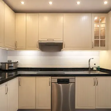 Sale of middle floor apartment in El Faro