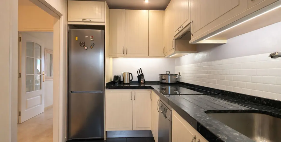 Продажа апартаментов на среднем этаже в Mijas Costa 23