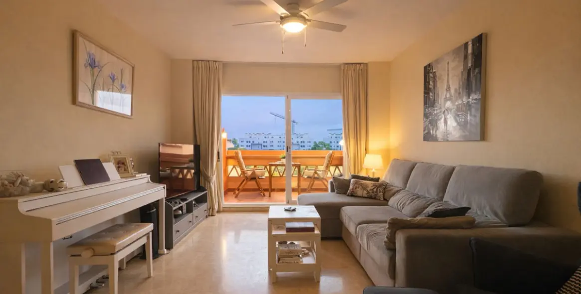 Продажа апартаментов на среднем этаже в Mijas Costa 24