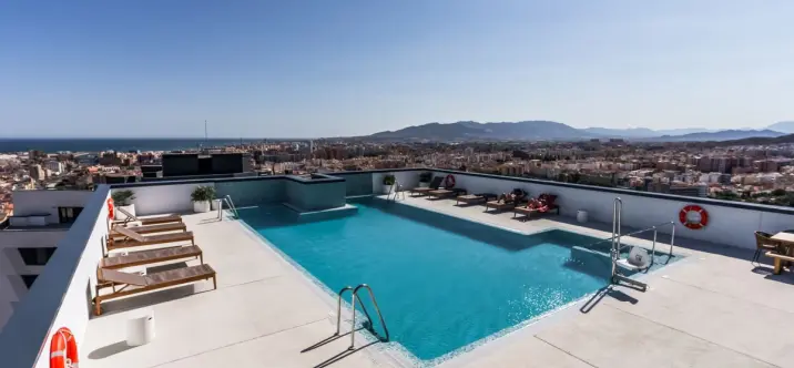 Продажа апартаментов на среднем этаже в Málaga Centro 0