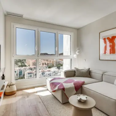 Продажа апартаментов на среднем этаже в Málaga Centro