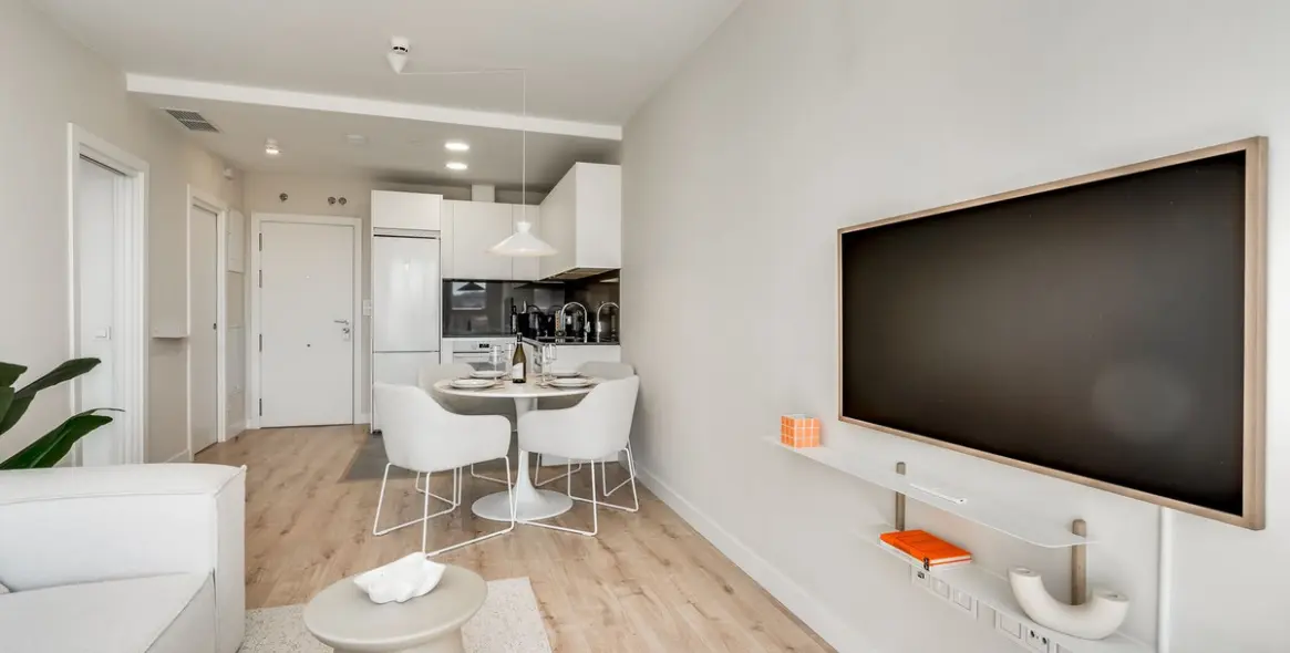 Продажа апартаментов на среднем этаже в Málaga Centro 4