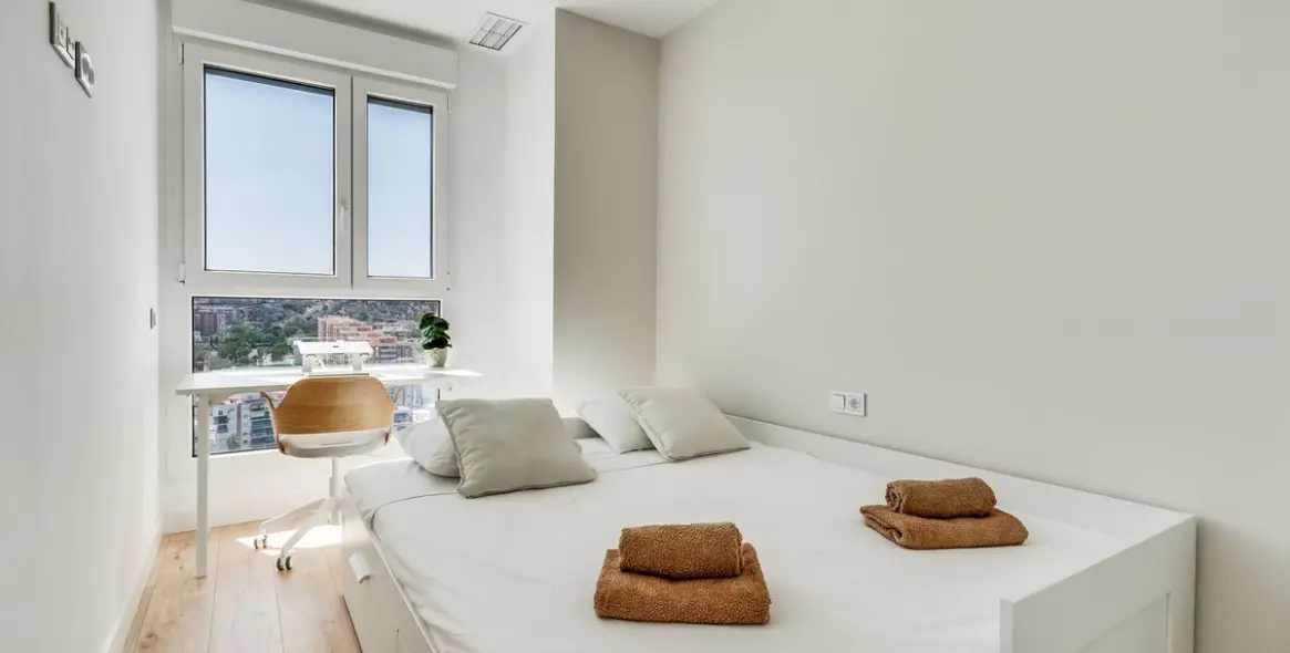 Продажа апартаментов на среднем этаже в Málaga Centro 13