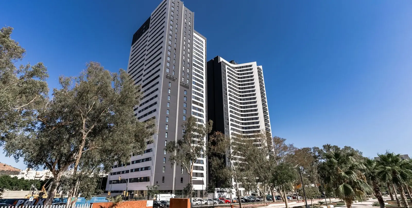Продажа апартаментов на среднем этаже в Málaga Centro 17