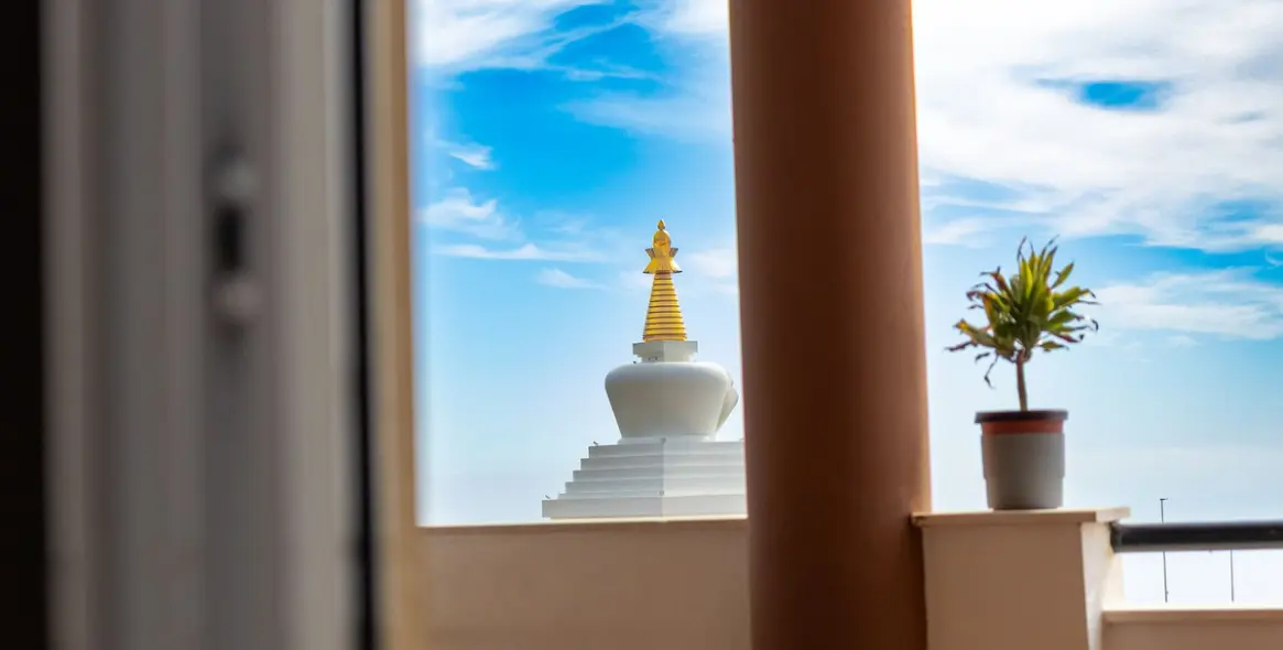 Venta de apartamento en planta media en Higueron 41