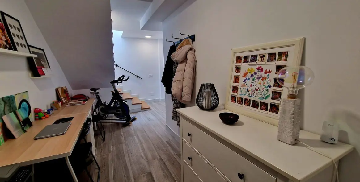 Venta de apartamento en planta media en Higueron 59