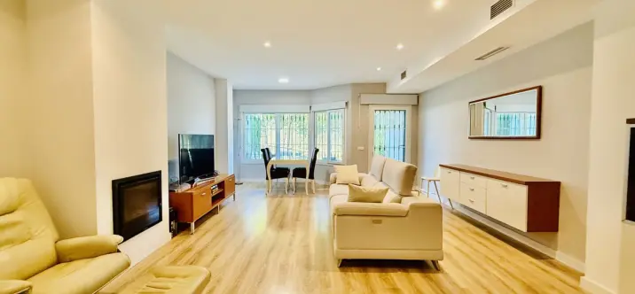 Продажа таунхауса в Alhaurín de la Torre 4