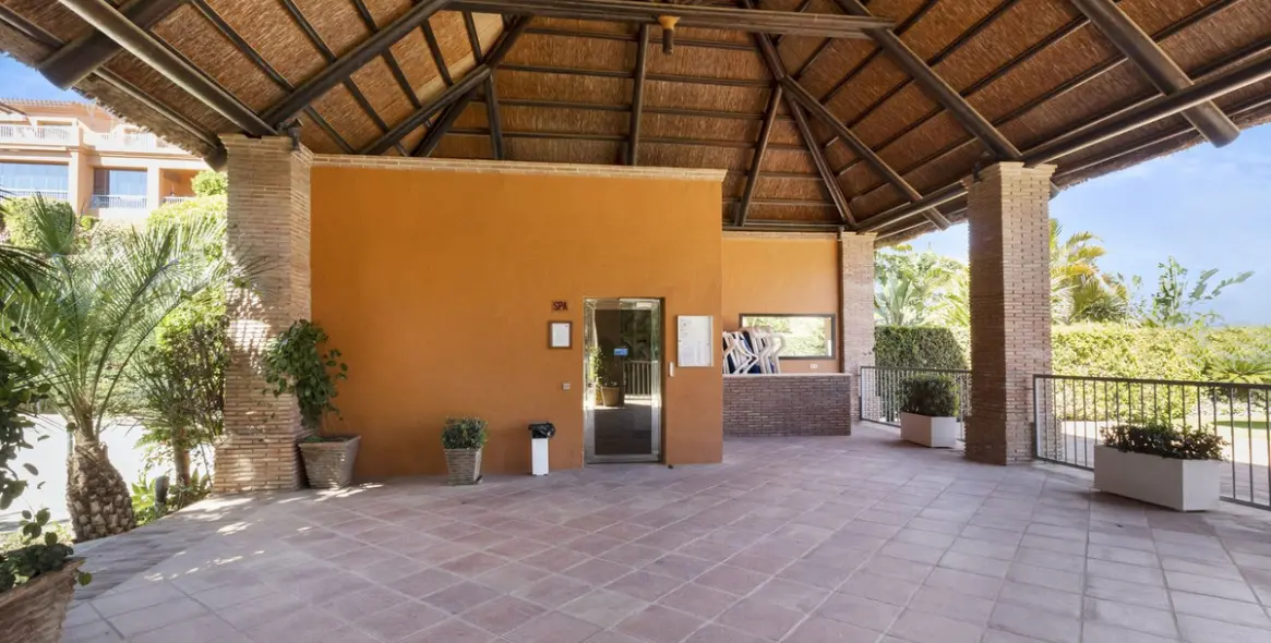 Venta de apartamento en planta media en Atalaya 38