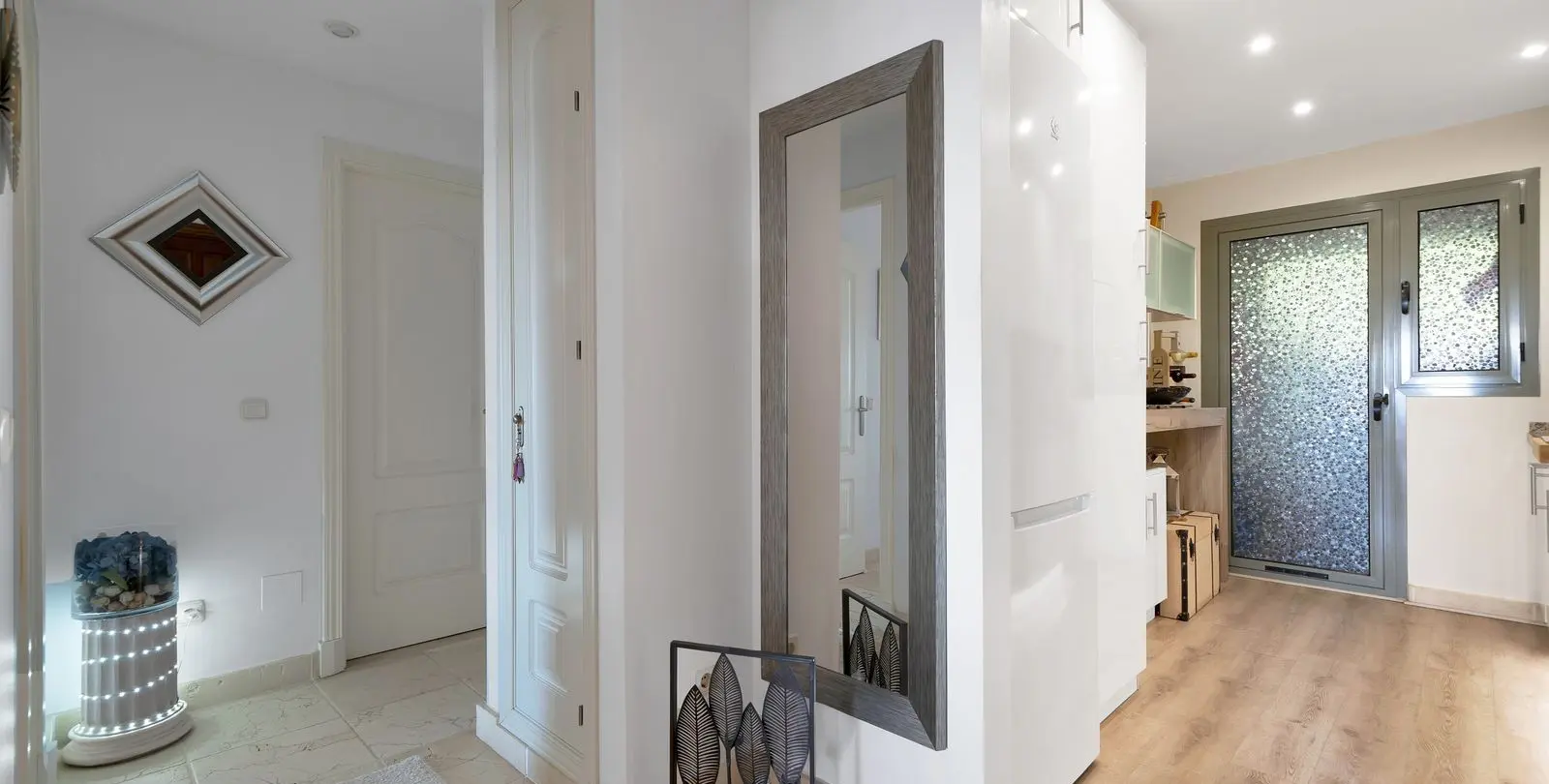 Sale of middle floor apartment in Atalaya 16