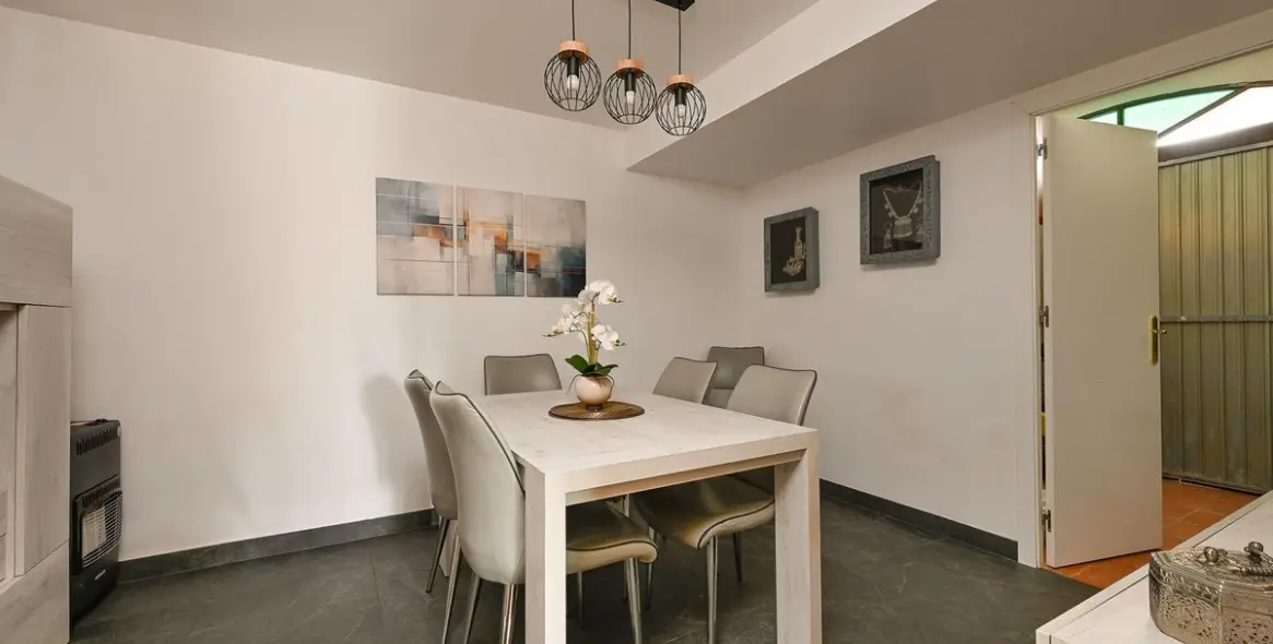 Продажа дома на две семьи в Coín 11