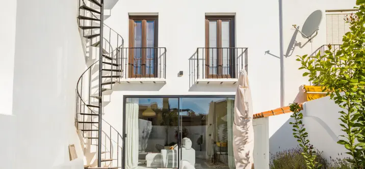 Sale of townhouse in Nueva Andalucía 0