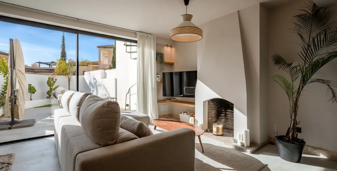 Sale of townhouse in Nueva Andalucía 2