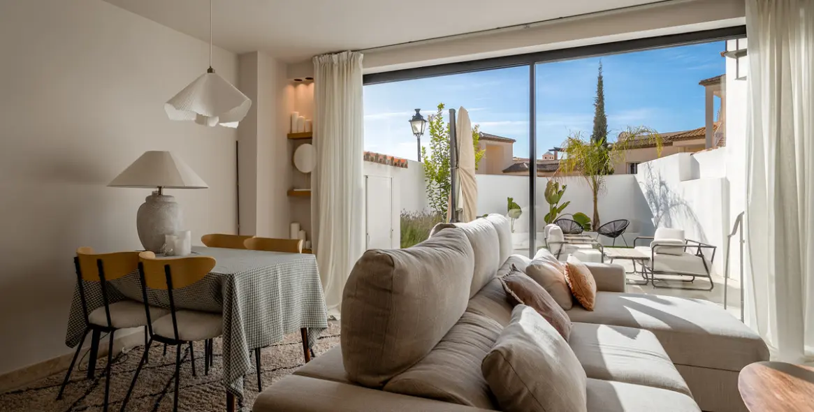 Sale of townhouse in Nueva Andalucía 3