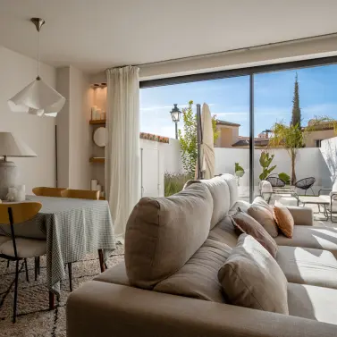 Sale of townhouse in Nueva Andalucía